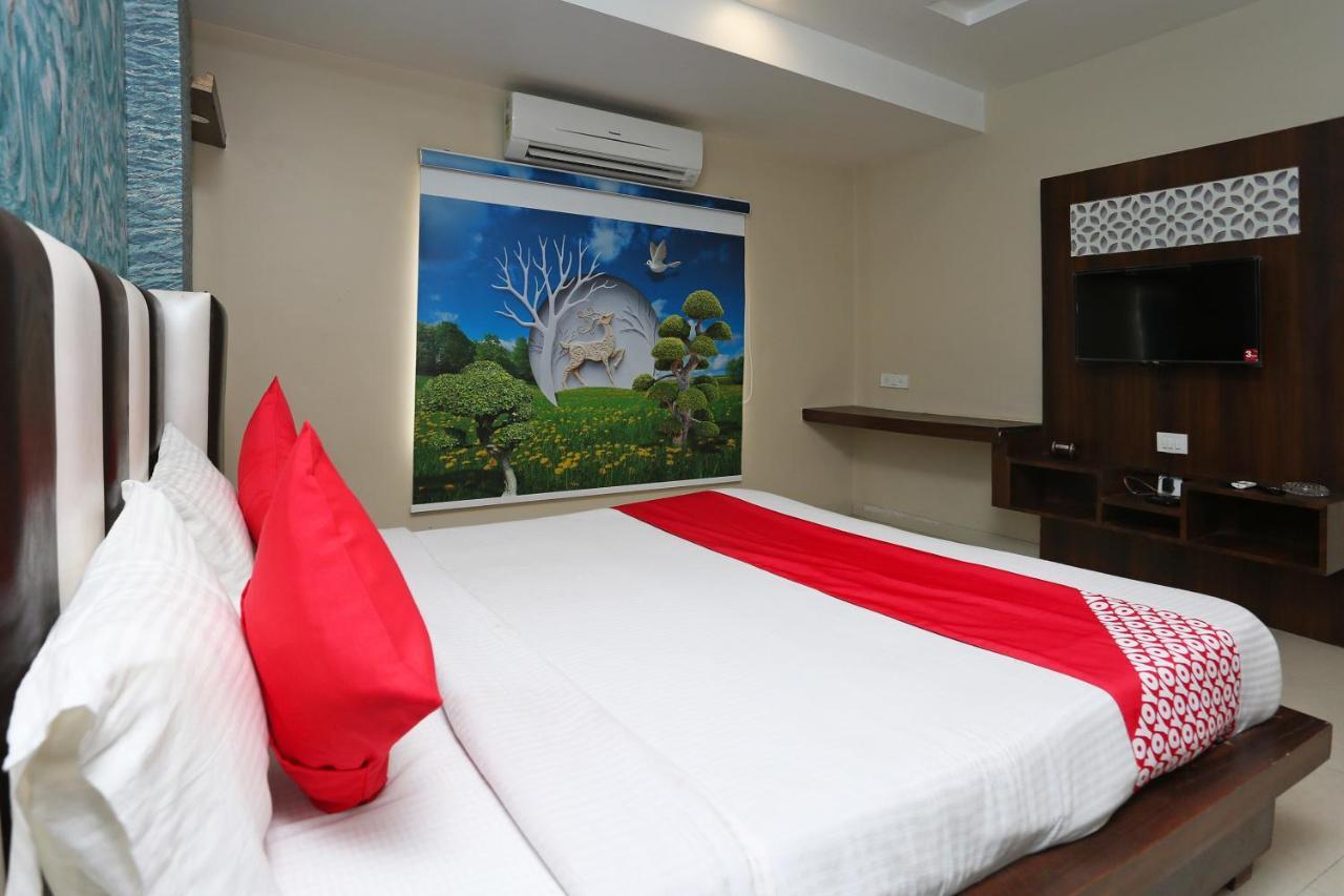 Hotel Oyo Flagship 43897 Redstone Gwalijar Zewnętrze zdjęcie